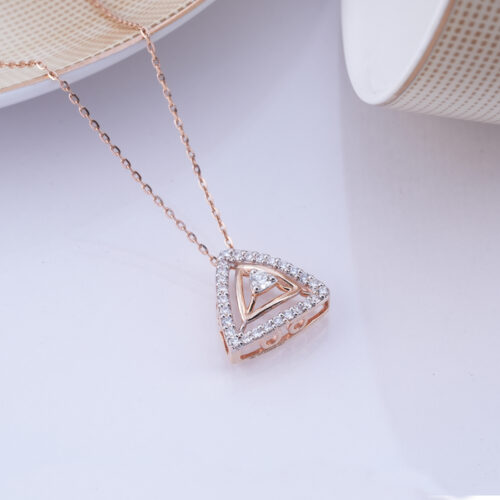 Triluxe ChainPendent